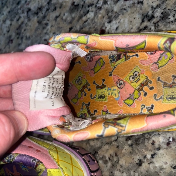 SOLD Toddler SpongeBob Shoes size 11 - Picture 6 of 6